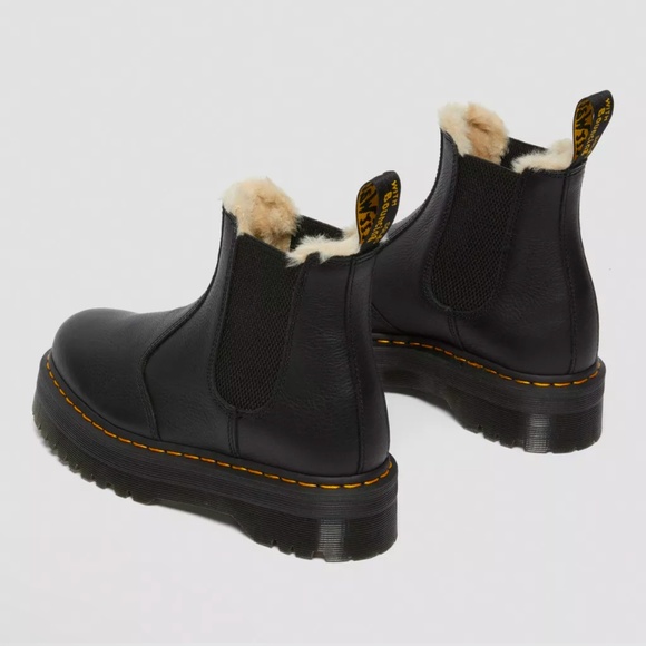 Dr. Martens PLATFORM CHELSEA BOOTS - Picture 2 of 4
